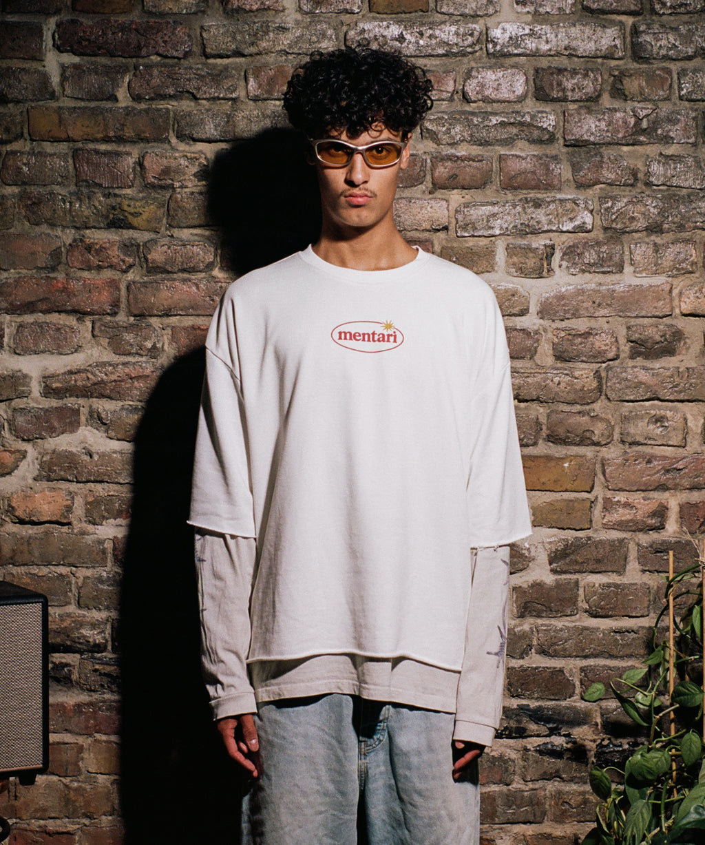 Boxy Half-Sleeve Raw-Edge T-Shirt
