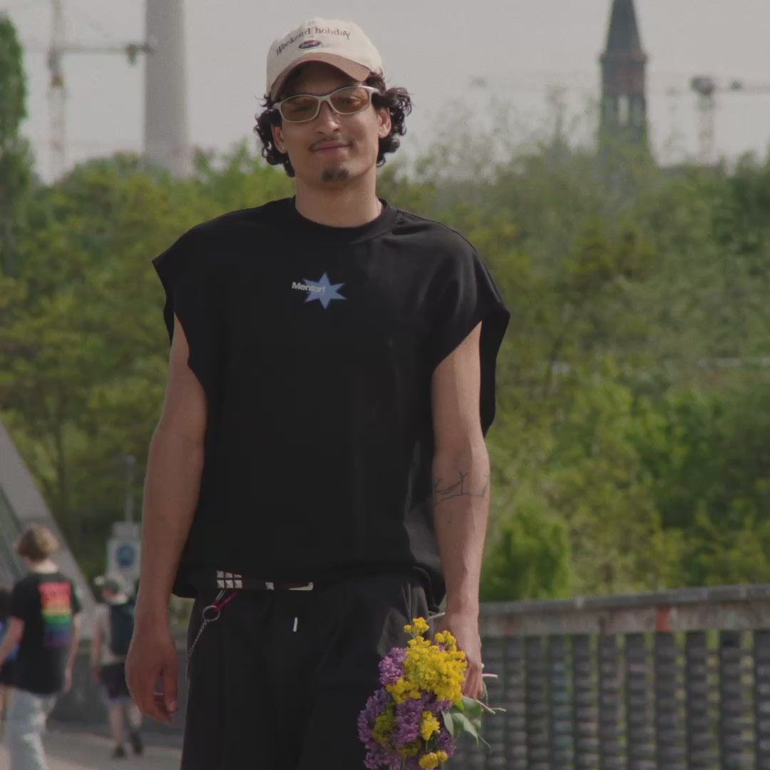 Star Tank Top Raw-Edge